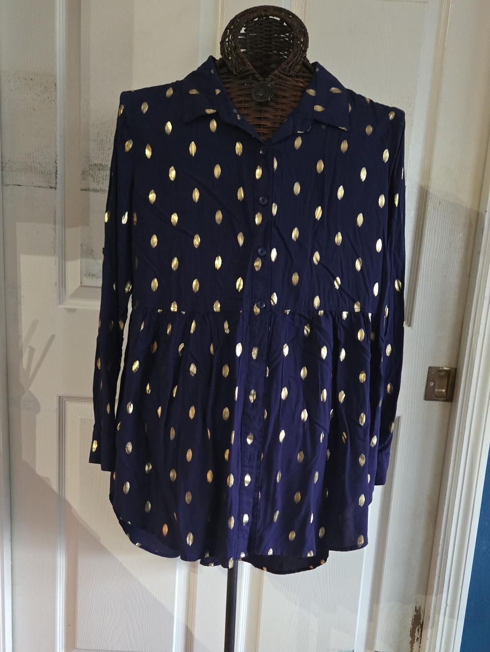 Solitaire Navy Button-Down Babydoll-style Top with Gold Leaf Print-Size XL
